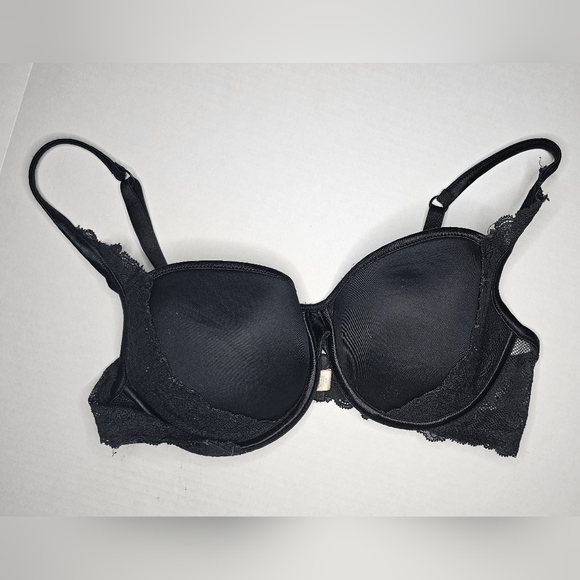 [Victoria's Secret] Black Laced Bra 《36C》No Underwire ☆Lightly Padded - Picture 1 of 11